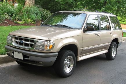 The Ford Explorer after its update for the 1995 model year.  Image courtesy of Wikipedia.